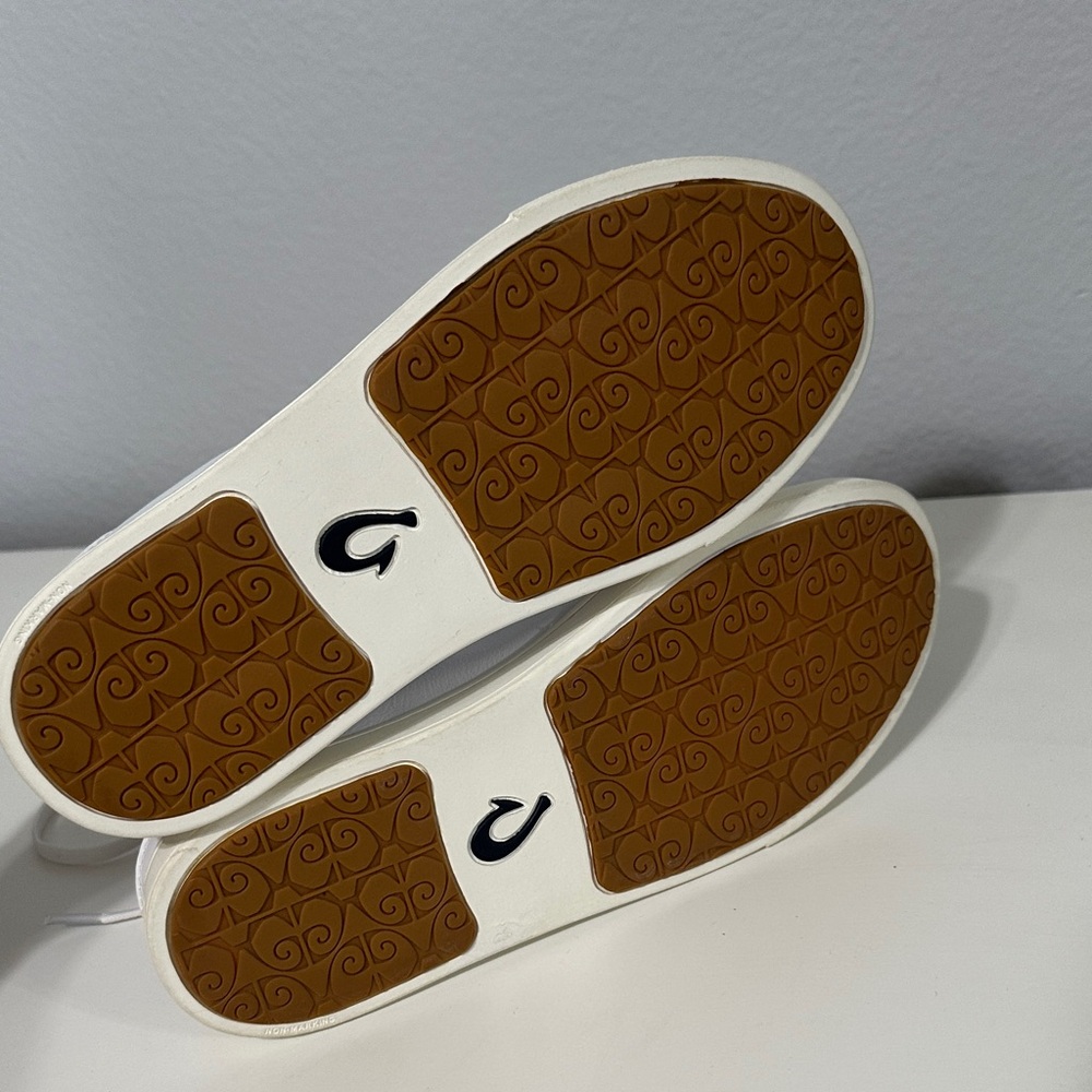 Olukai White Leather Sneaker - Picture 5 of 5